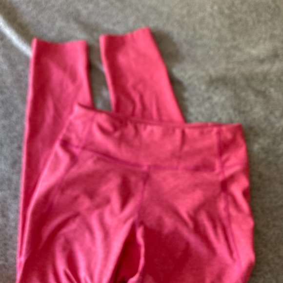 Pink Outdoor Voices Workout Set - Picture 2 of 3